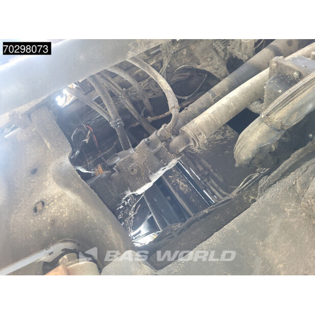 2010 Mercedes-Benz Axor 2124-42787487