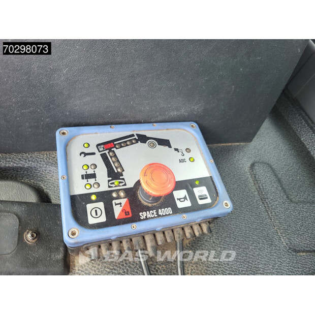 2010 Mercedes-Benz Axor 2124-42787490