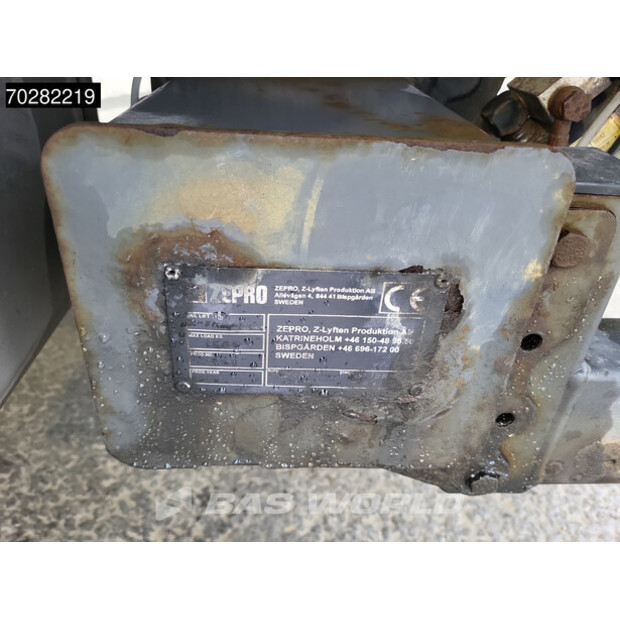 2016 مرسيدس بنز Atego 1324-42788004