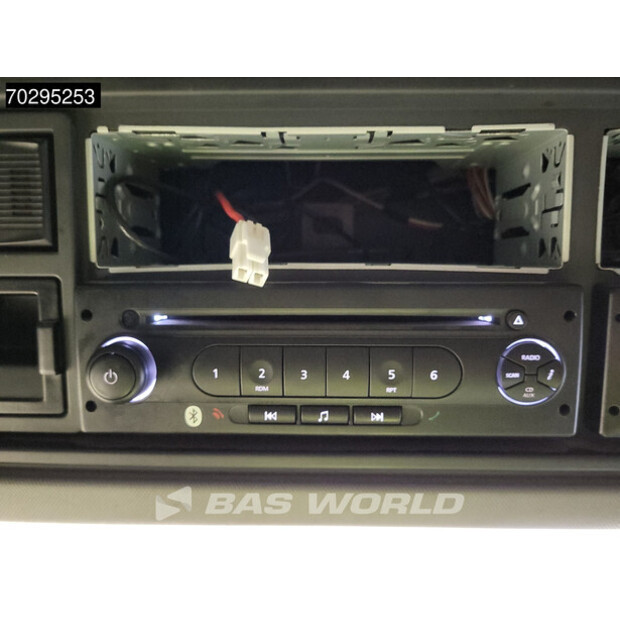 2018 رينو T520-42788100