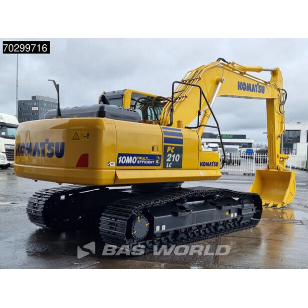 2023 كوماتسو PC210LC-10M0-42788344