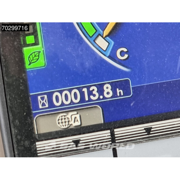 2023 كوماتسو PC210LC-10M0-42788377
