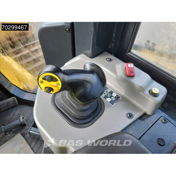 2022 Komatsu D71 PX -24E0-42788408