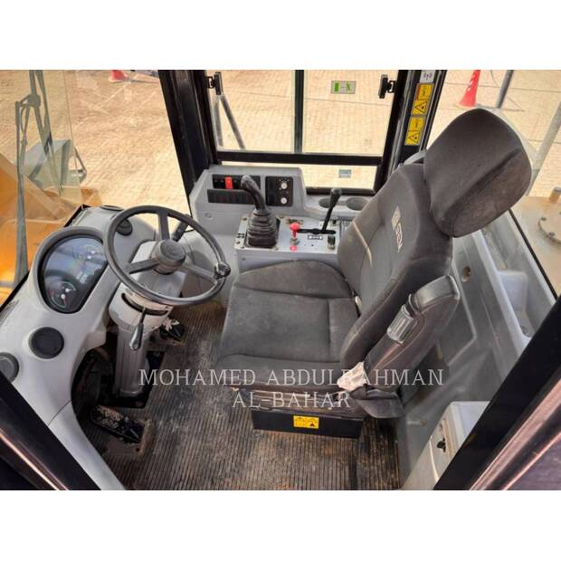 2022 سيم SEM660D-42789484