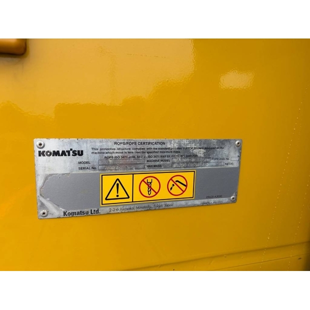 2019 Komatsu WA380-8-42793834