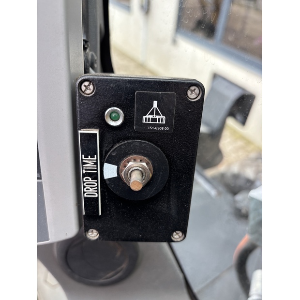 2020 كاتربيلر M322F-42796177