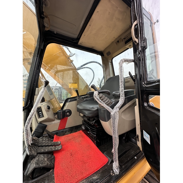 2023 Caterpillar 320C-42804155