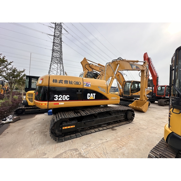 2023 Caterpillar 320C-42804156