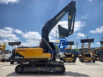 Image for 2023 Hyundai 220