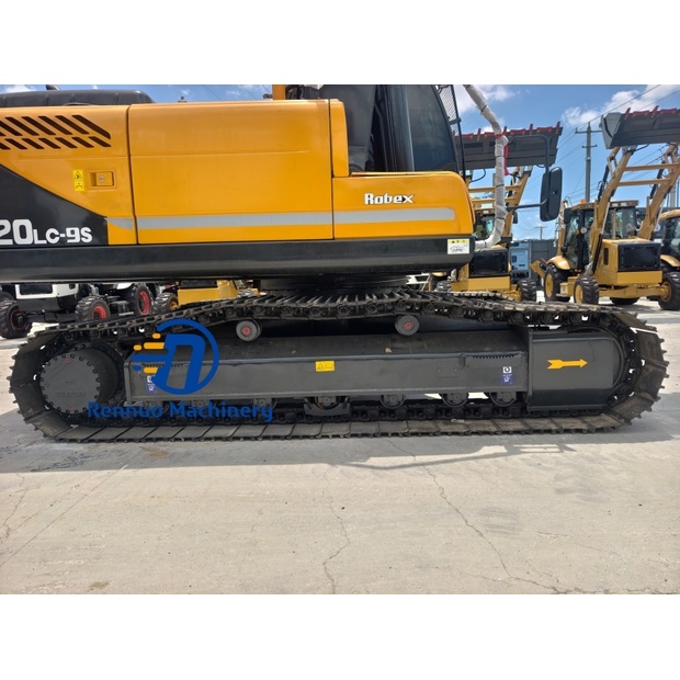2023 Hyundai 220-42804206