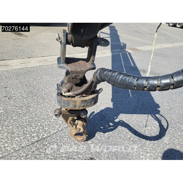 2017 Renault C380-42804375