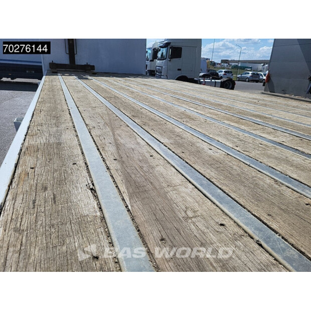 2017 Renault C380-42804384