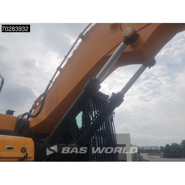 2017 هيونداي HX380L-42804725