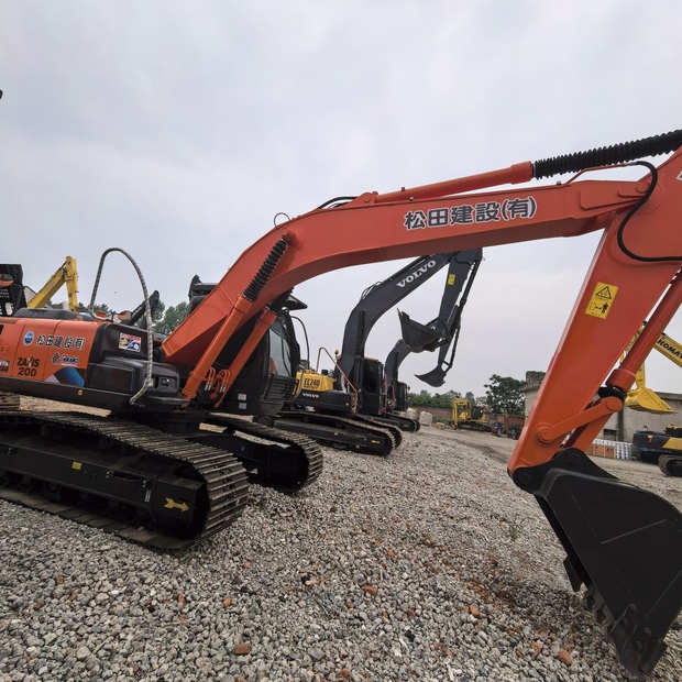 2024 هيتاشى ZX200-42804907