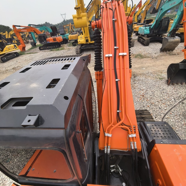 2024 هيتاشى ZX200-42804912