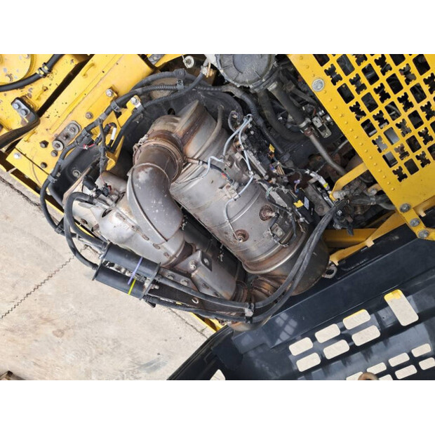2018 Komatsu HB365LC-3 Hybrid-42805776