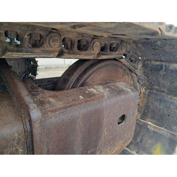 2018 Komatsu HB365LC-3 Hybrid-42805792