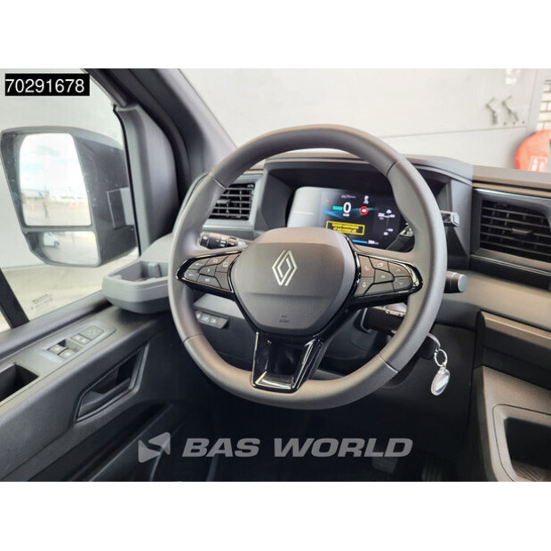 2025 رينو Master-42806712