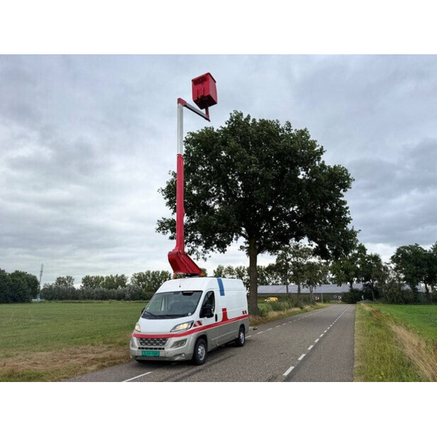 2018 Peugeot Boxer 2.0HDi-42807079