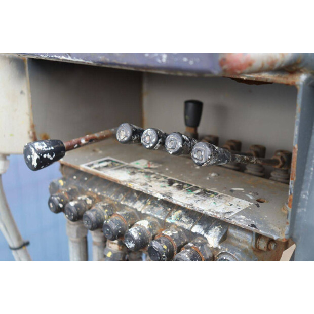 2014 نيفتي HR12NDE-42807413