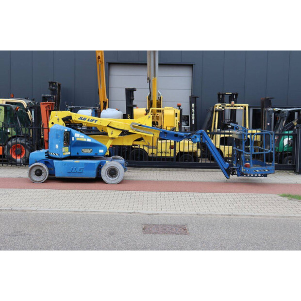 2007 JLG M400AJPN-42807812
