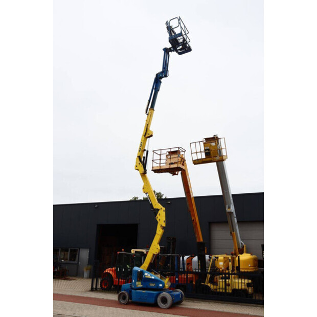 2007 JLG M400AJPN-42807845