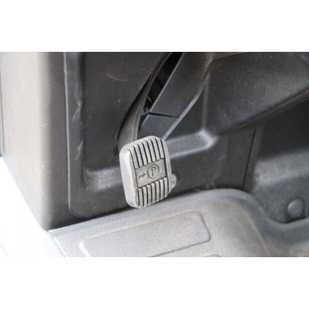 2022 Toyota 02-8FGF25-42808094