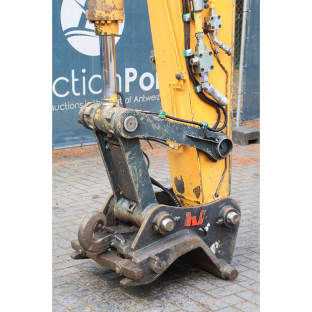 2016 هيونداي R160W-9A-42808317