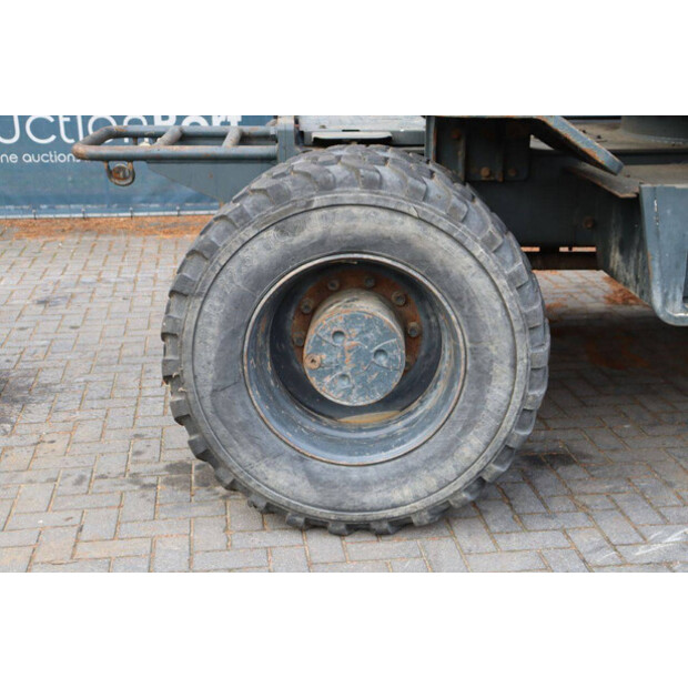 2016 هيونداي R160W-9A-42808331