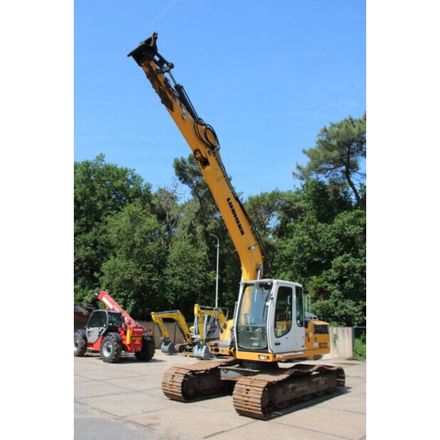 2012 Liebherr R 900 C LITRONIC-42808568