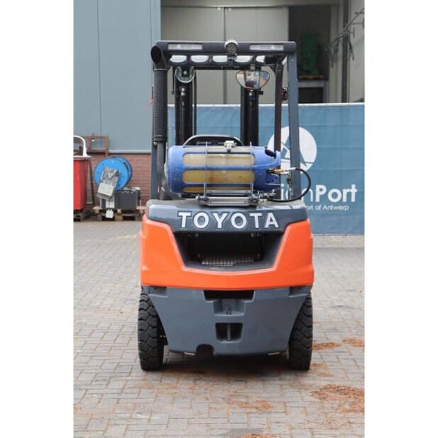 2022 Toyota 02-8FGF25-42808705