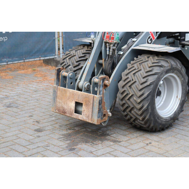 2020 GiANT G2200E X-TRA-42808829