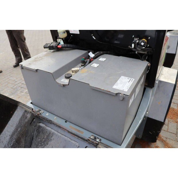 2020 GiANT G2200E X-TRA-42808856