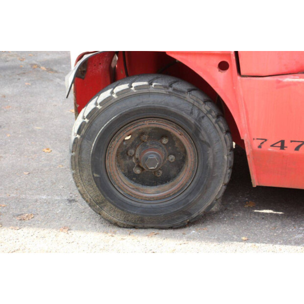 2005 DANTRUCK 7470-42808973