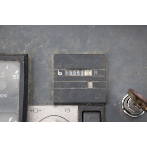 2005 DANTRUCK 7470-42808986