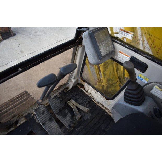 1997 KOBELCO SK160LC-42809212