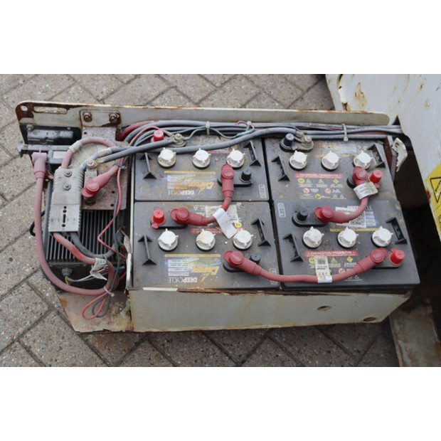 2012 Genie GS2046-42809387