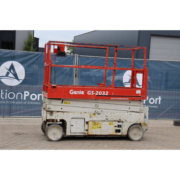 2011 Genie GS-2032-42809503