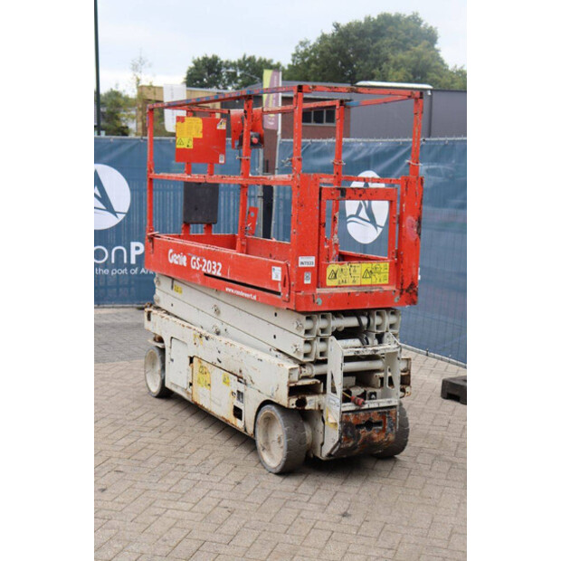 2011 Genie GS-2032-42809506