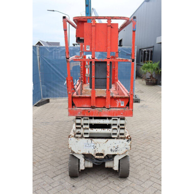 2011 Genie GS-2032-42809510