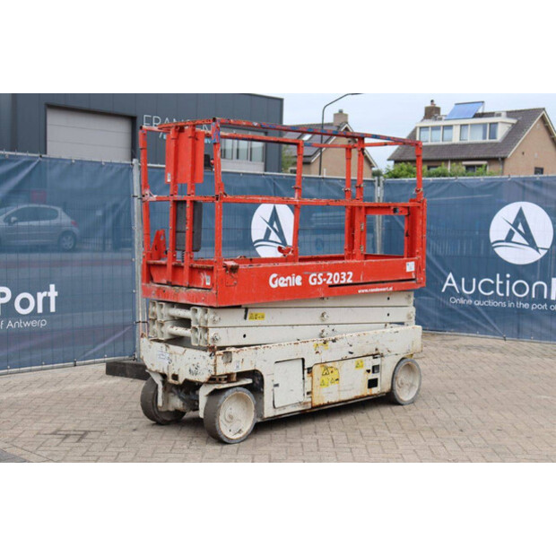 2011 Genie GS-2032-42809511