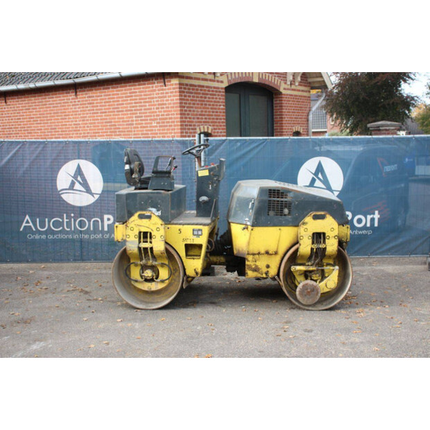 2000 BOMAG BW 135 AD-42809585