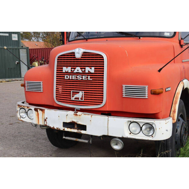 MAN 11.192-42809781