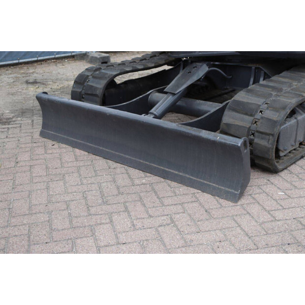 2014 YANMAR VIO55-5B-42810011