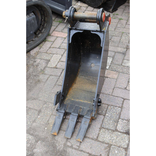 2014 YANMAR VIO55-5B-42810039