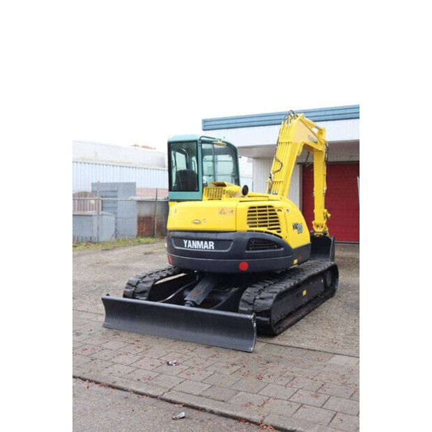2017 YANMAR VIO80-42810337