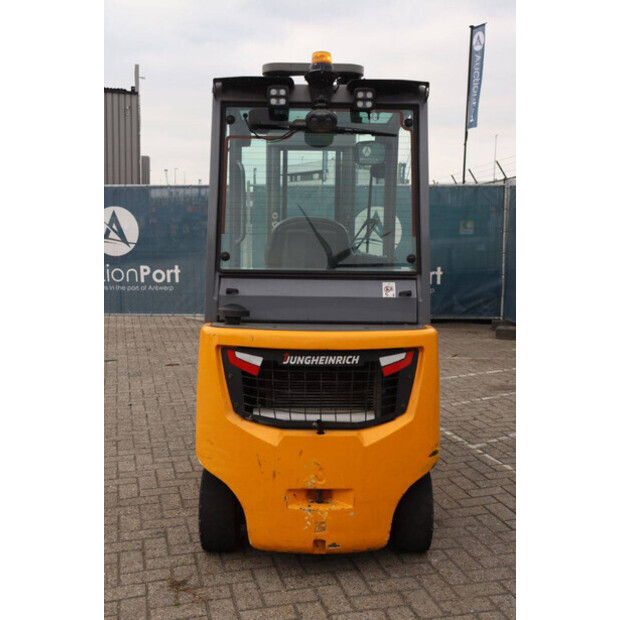2018 Jungheinrich DFG 320s-42810568