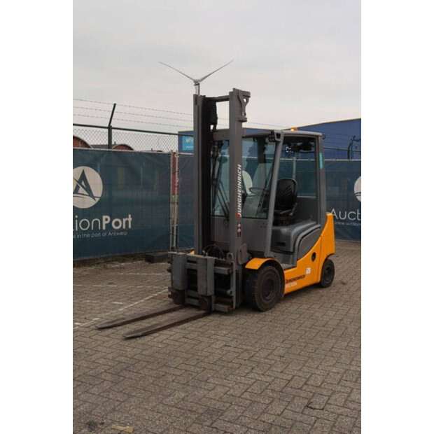 2018 Jungheinrich DFG 320s-42810572