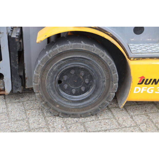 2018 Jungheinrich DFG 320s-42810578