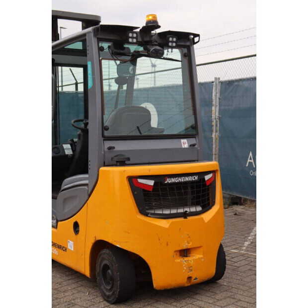 2018 Jungheinrich DFG 320s-42810581